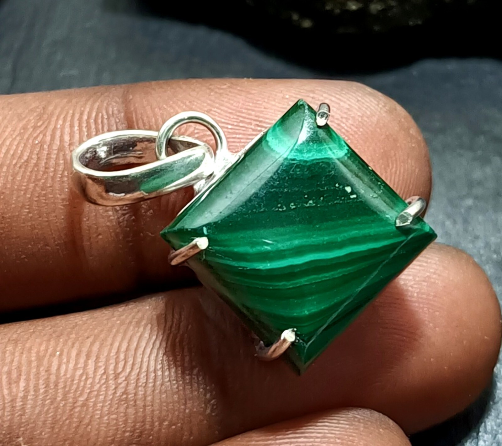 37.55 Natural Green Malachite Hand-Made Pendant In Solid Silver Certified A+Gems