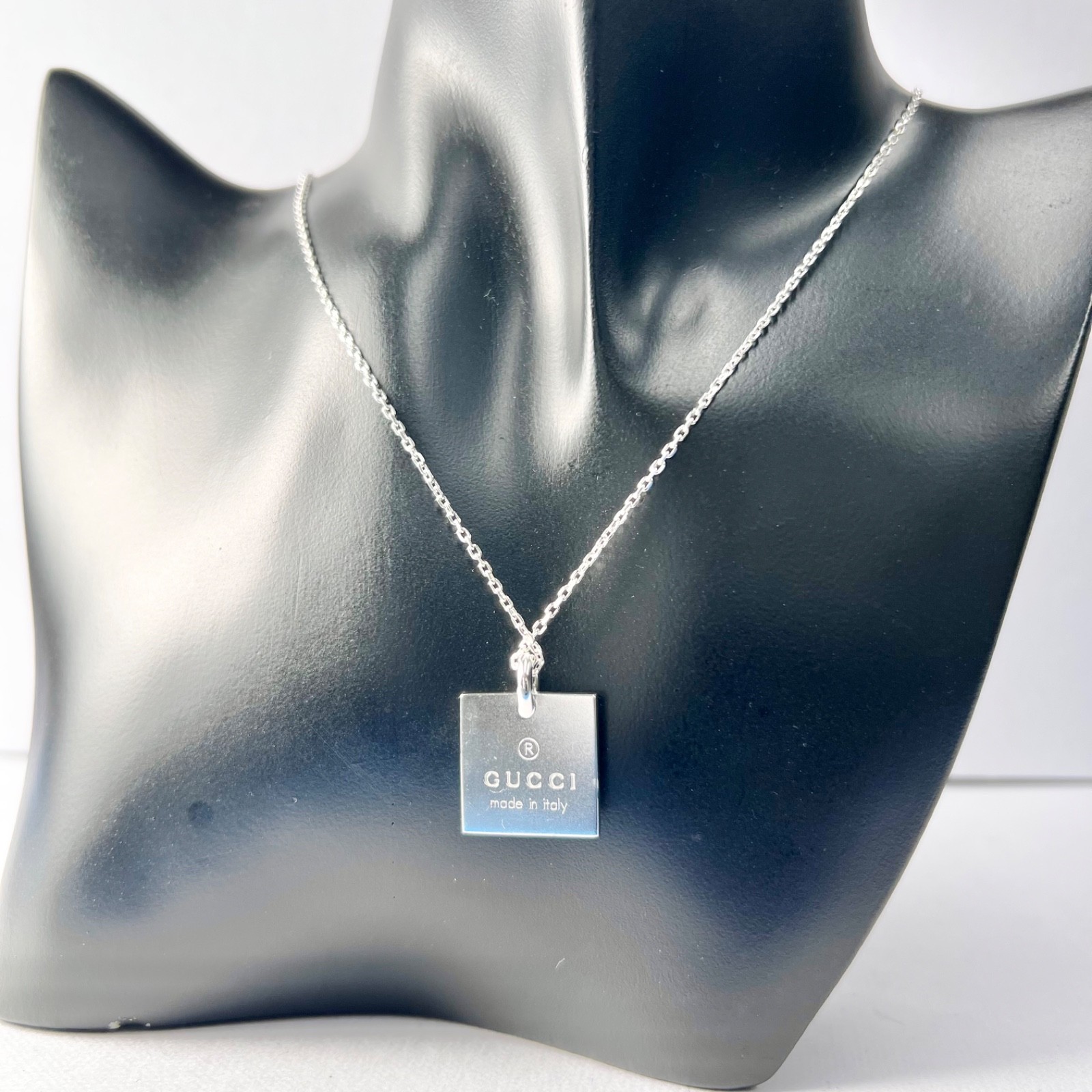 Gucci Square Plate Necklace Sterling Silver HBK775