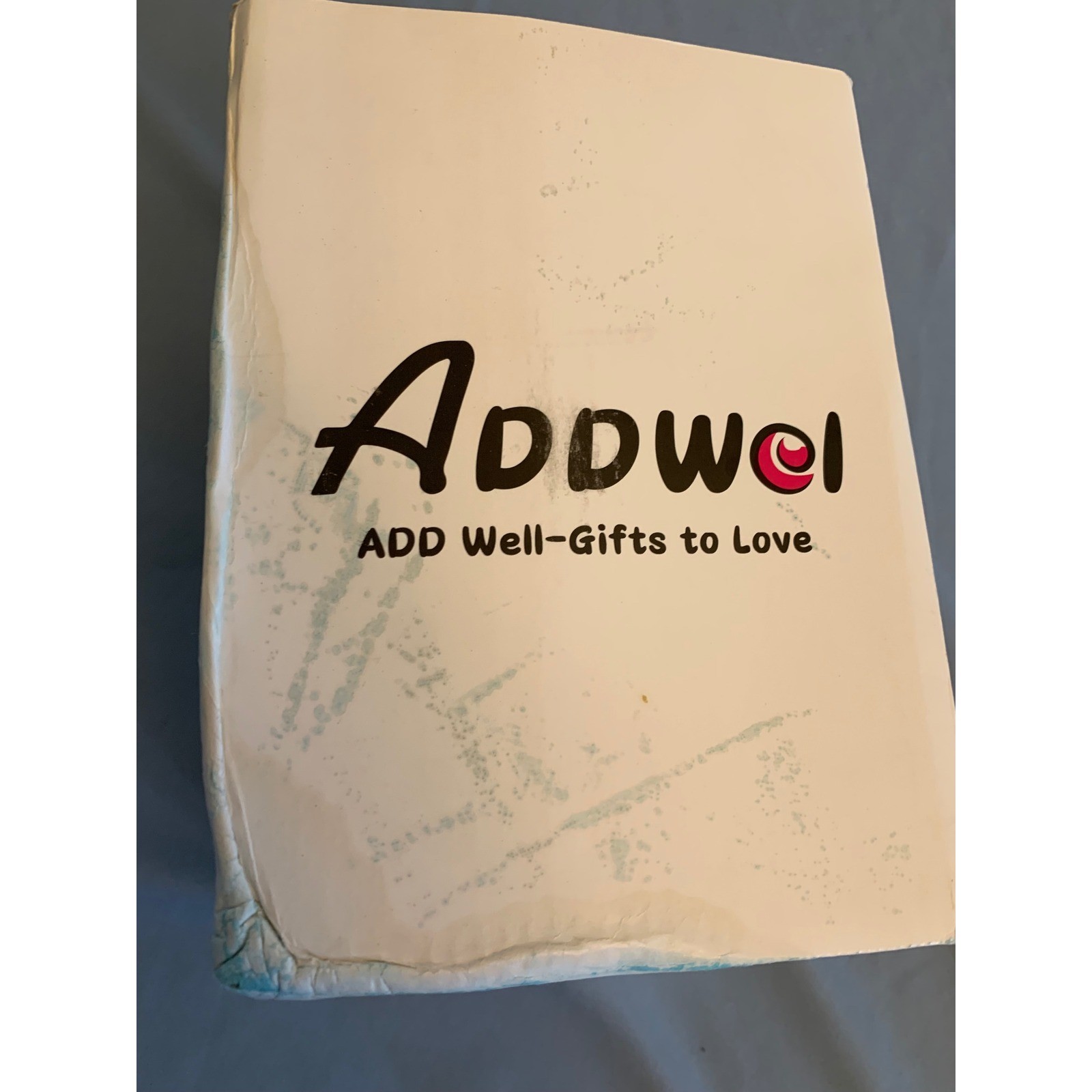 ADDwel Preserved Red Rose Gift Box with Necklace Gold Tone Bear Crown