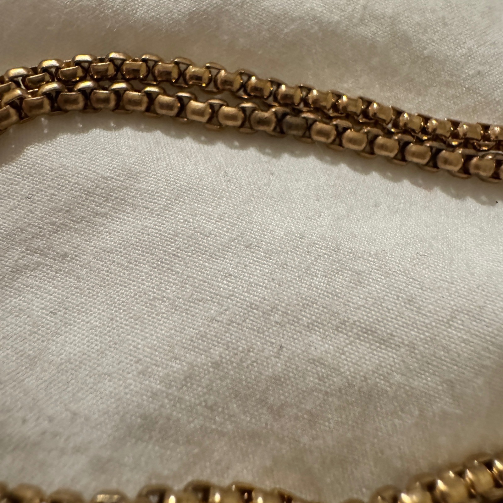 Gold Tone Basketball Hoop Rhinestone Pendant Necklace Box Chain Hip Hop Style
