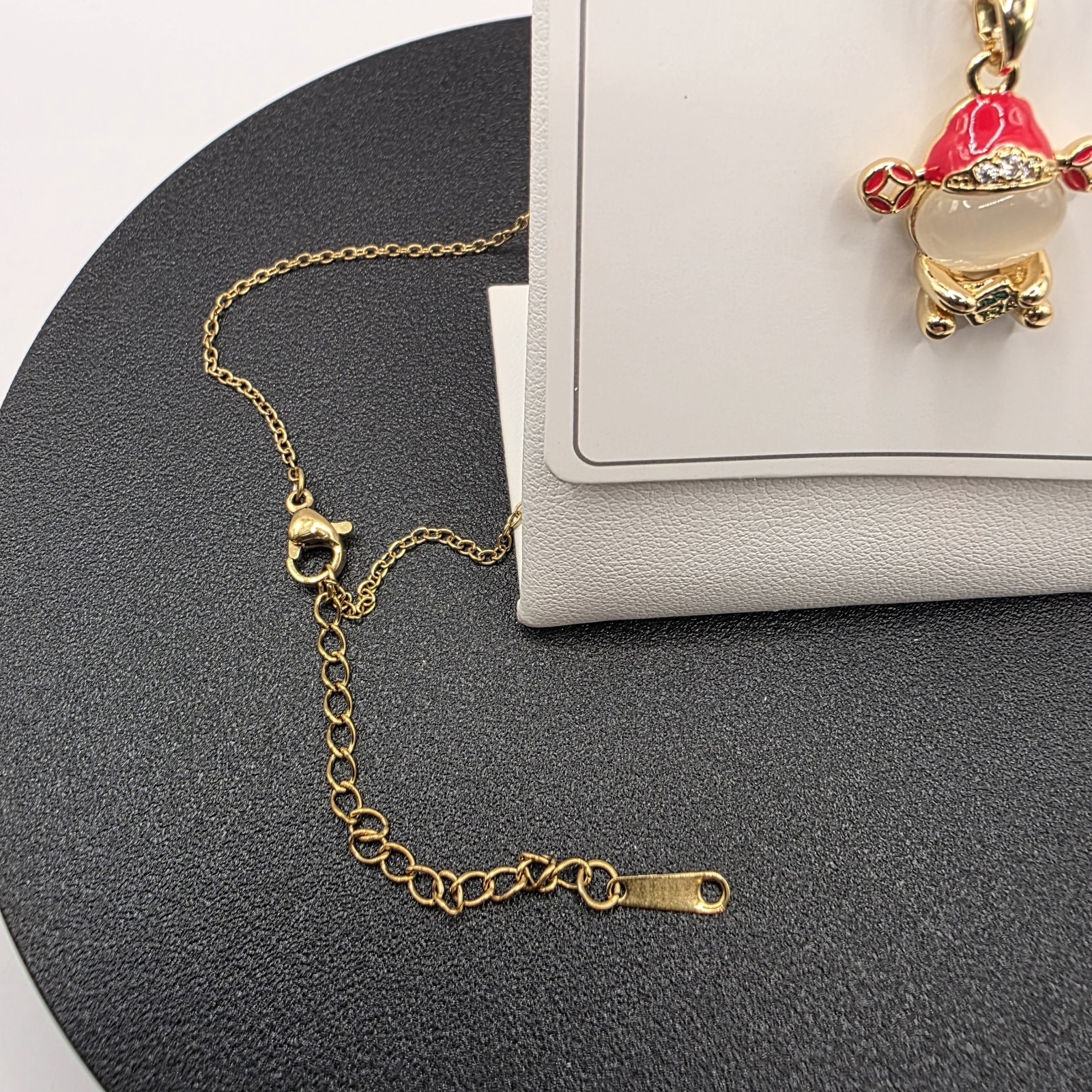 Stainless Steel Copper Plated 16″Necklace w/19mm Santa Claus Motif Pendant