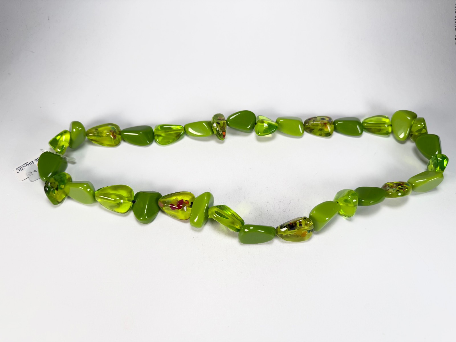 Jackie Brazil “Diamonds Green / Transparent Flintstone Bone 80cm Necklace N0080