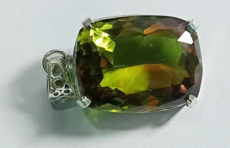 44 CT+ 7 Color Change Alexandrite Pendant 925 Sterling Silver Plated Jewelry