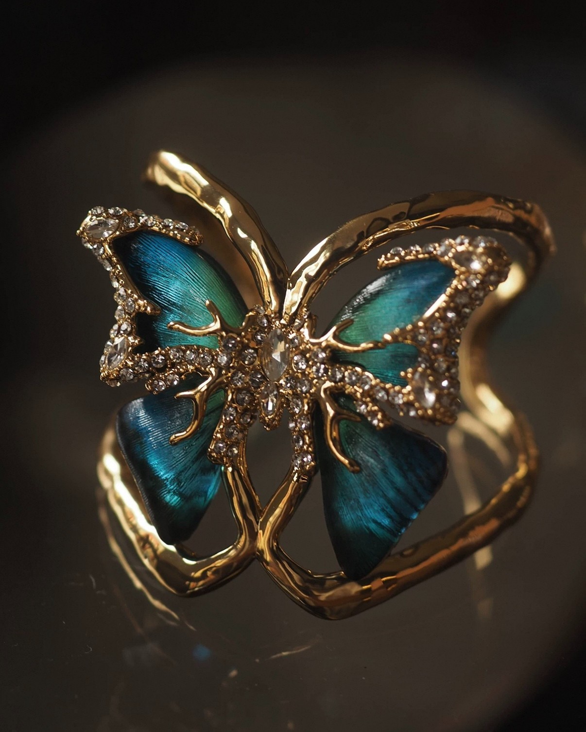 Vintage Style Butterfly Bracelet – Blue Enamel & Rhinestone Bangle