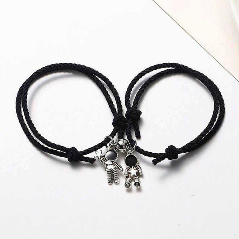 2pcs Magnetic Couple Love Space Astronaut Heart Pendant Necklace Fashion Jewelry