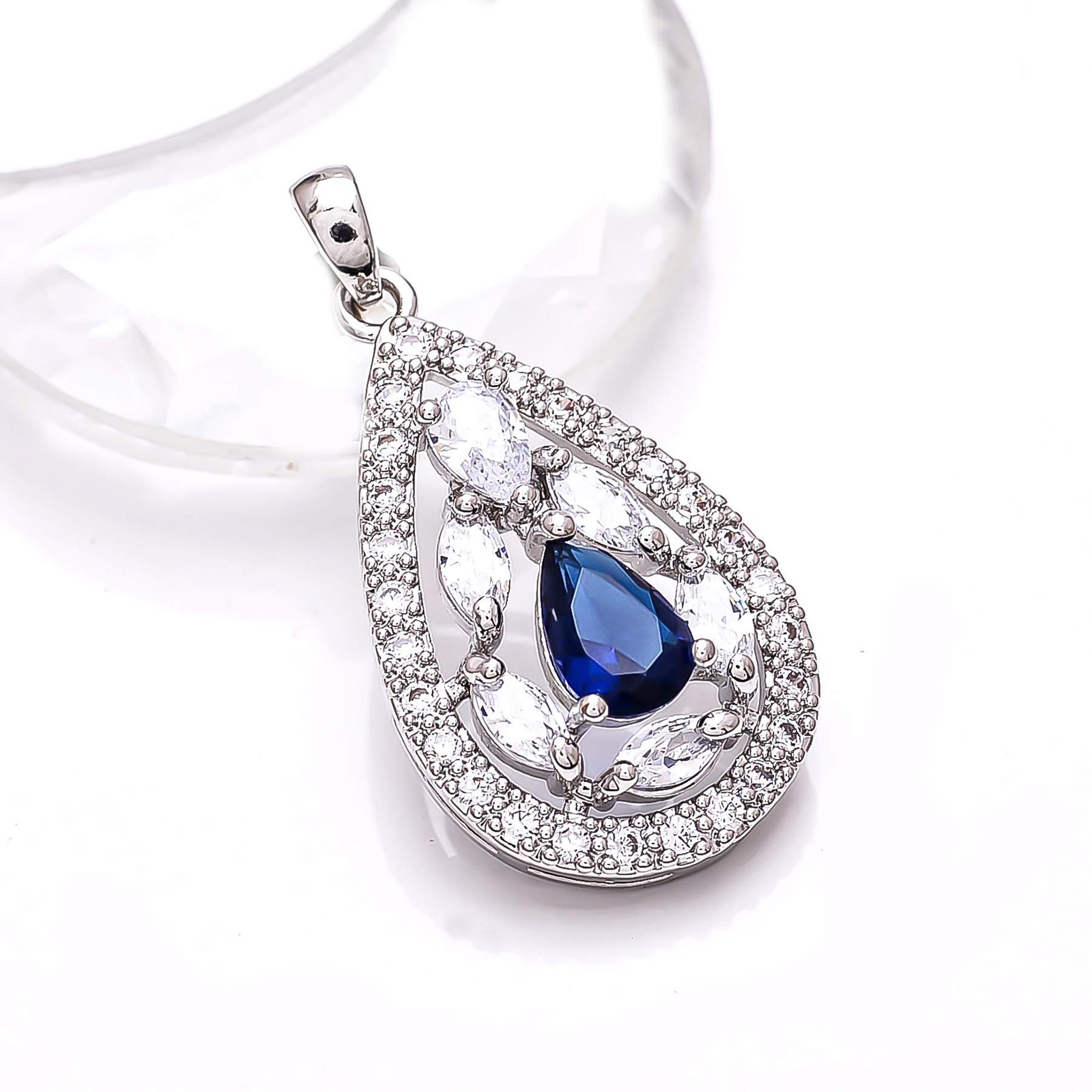 Blue Sapphire – Simulated & CZ Gemstone 925 Sterling Silver Pendant 1.30″ P7909