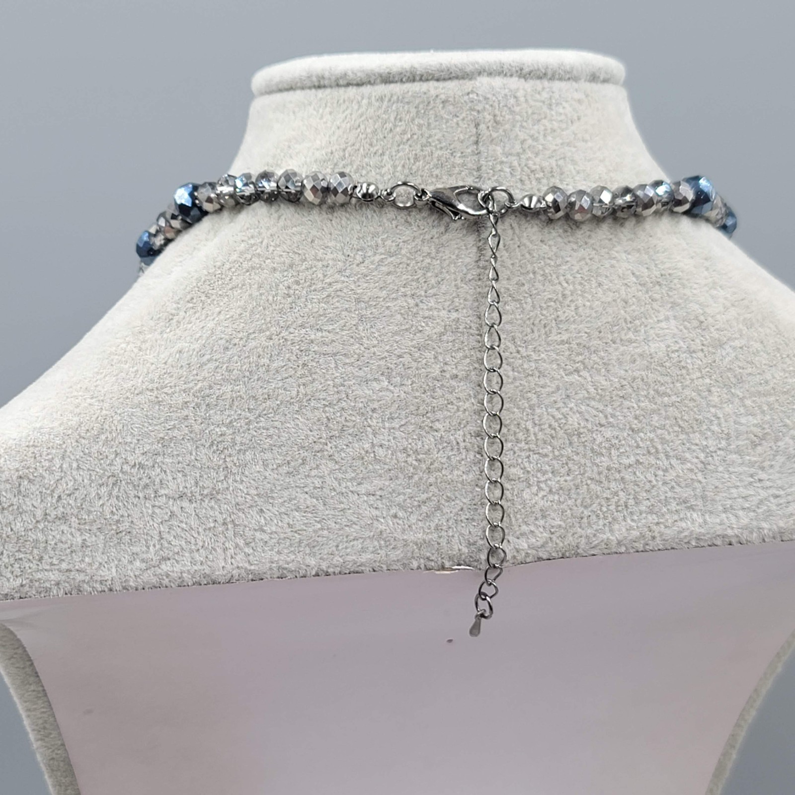 Purple Blue Crystal Bead Necklace Silver tone Sparkle! 18″ – 20″