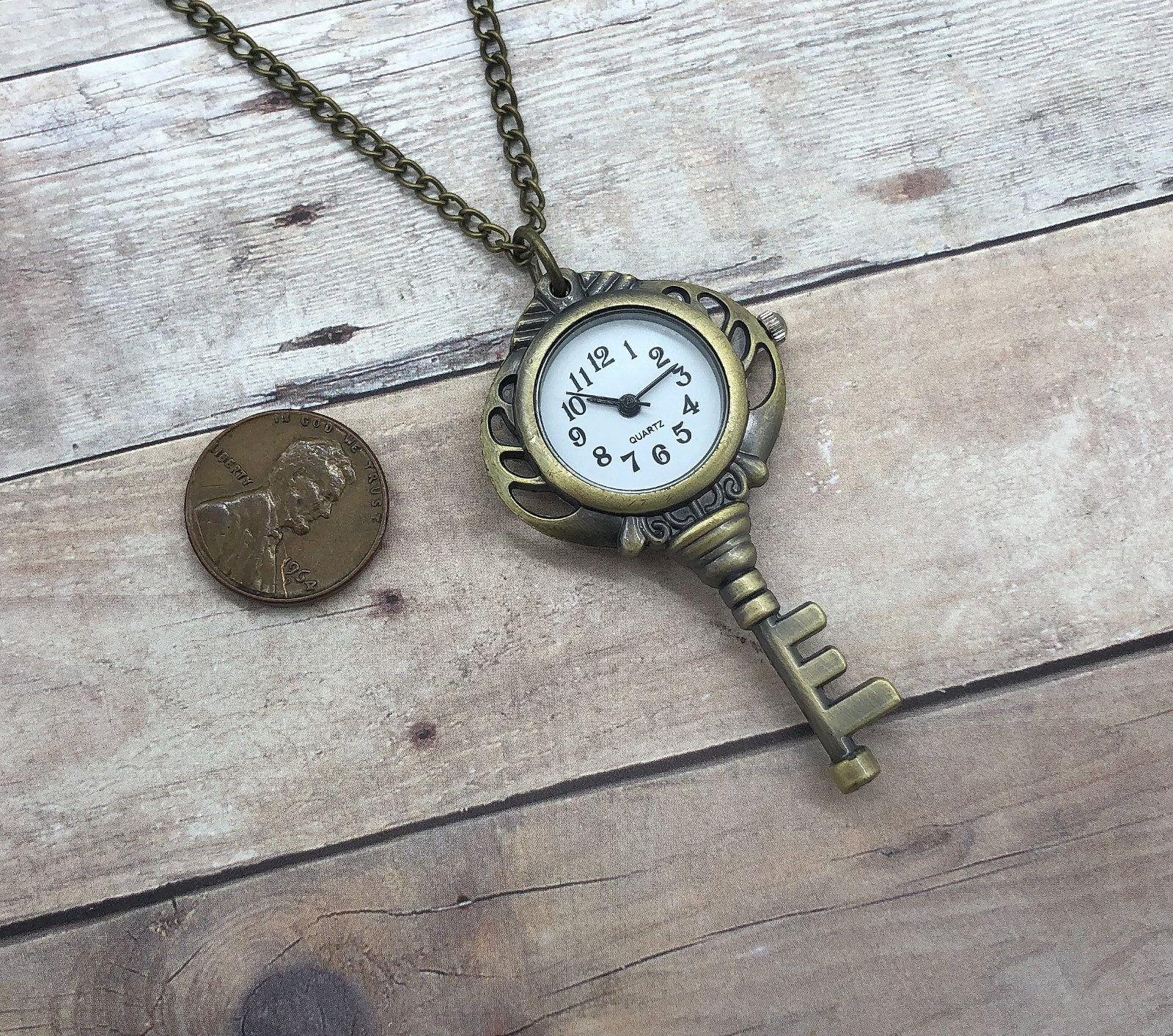 Antique Bronze Key Pocket Watch Necklace 25mm Face w/ 31″ Chain & Battery