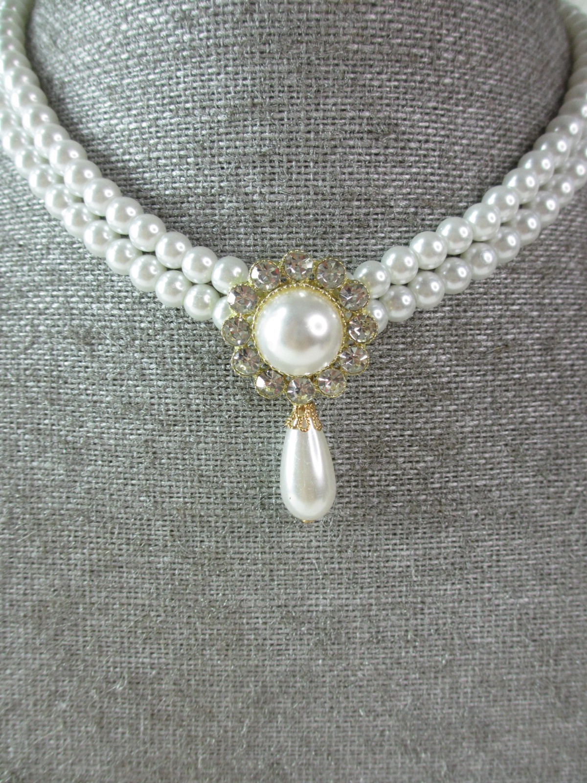 Pearl Teardrop Choker Necklace Rhinestone Pendant Bridal Victorian Elegant 15in