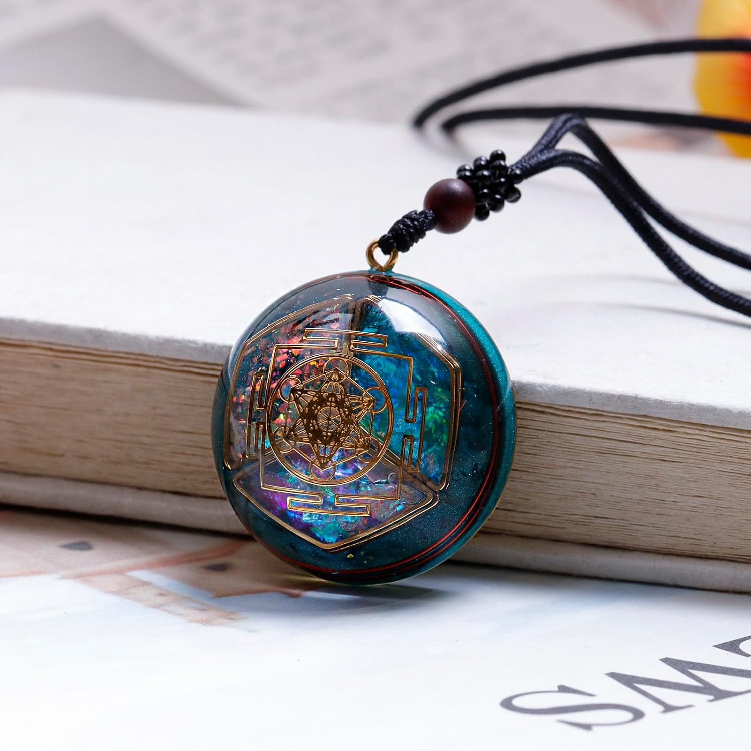 Da Piao Liang Sacred Geometry Orgone Pendant Necklace with Metatron’s Cube & Man