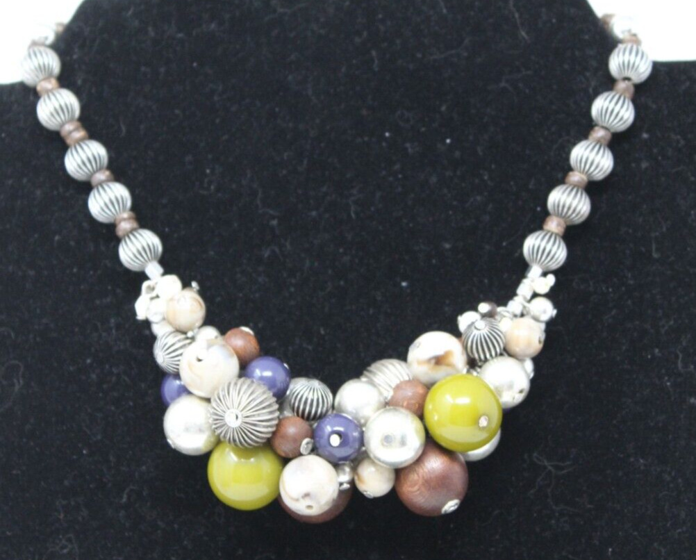 Chico’s Silver Tone Bead Cluster Necklace 16-20 in Adj. #J7