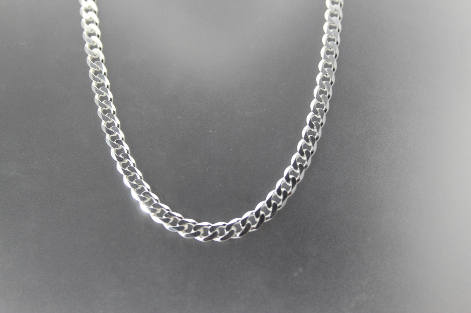 Sterling Silver 925 Flat Curb Link Chain Necklace 26.2 Grams, 22″l, (NEC5976x)
