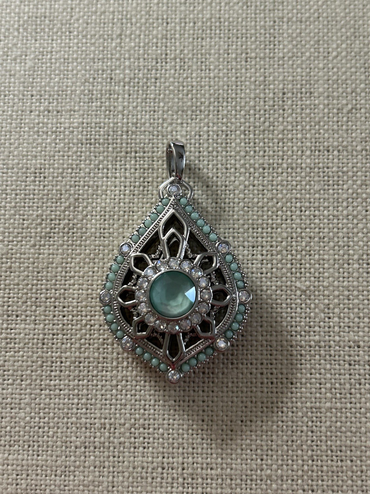 Origami Owl LK1081 Mint Green Moroccan Hinge Locket w/02 Jewelry Bag “New”