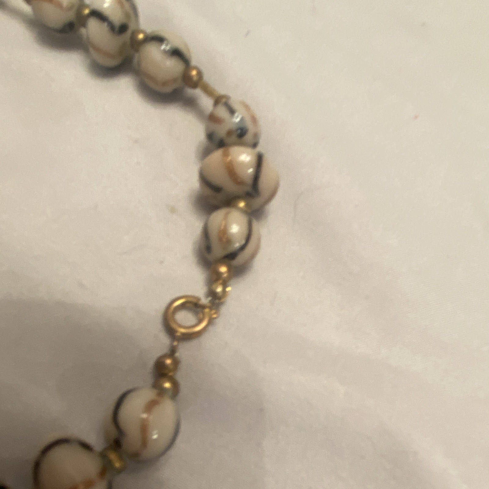 Vintage white Beaded Necklace Gold Tone Ball/Bead Chain 18in Spring Ring Closure