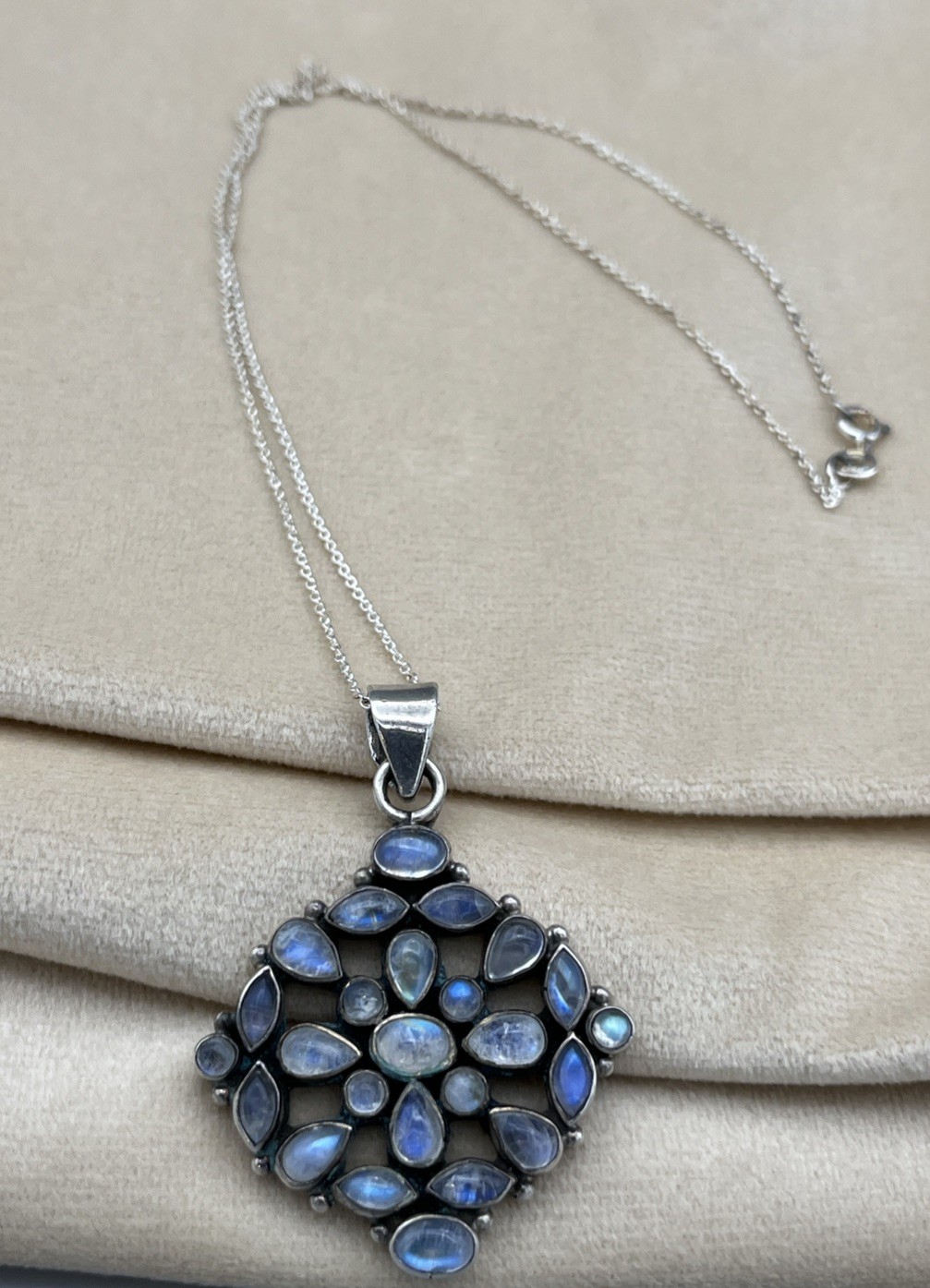 Sterling Silver Rainbow Moonstone Cluster Pendant Necklace 46cm Italian Chain