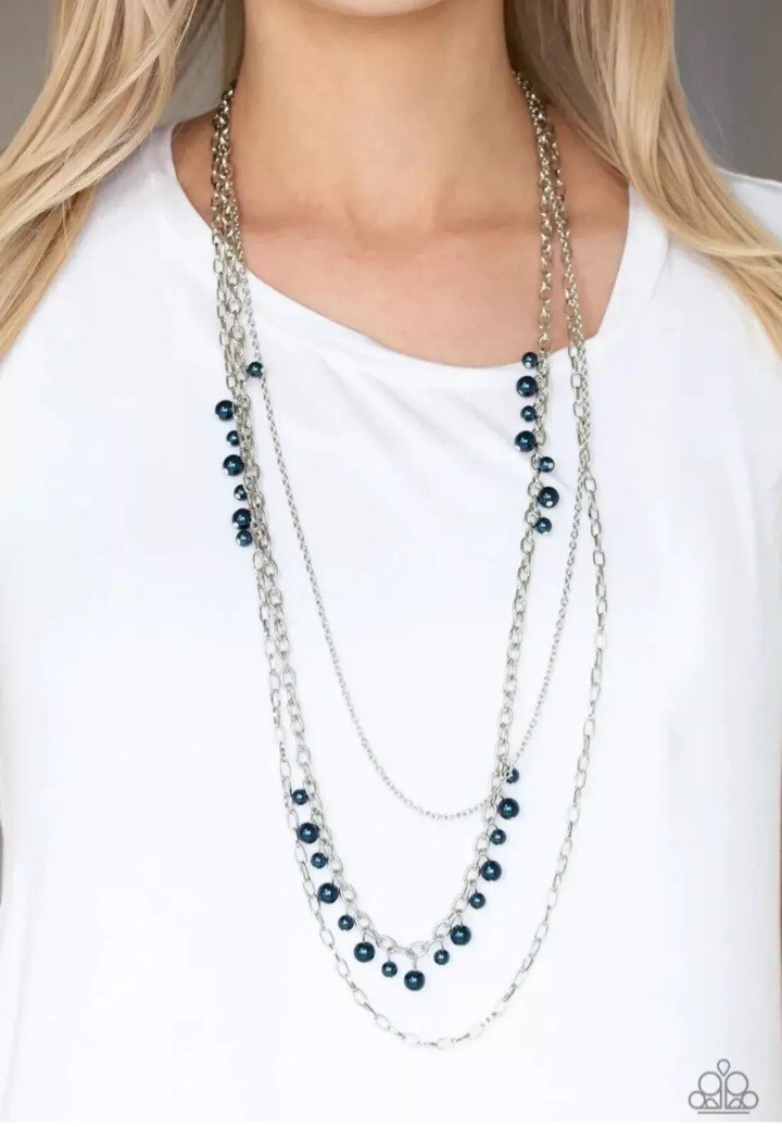 🩷 Paparazzi: Pearl Pageant None ~ Blue Necklace