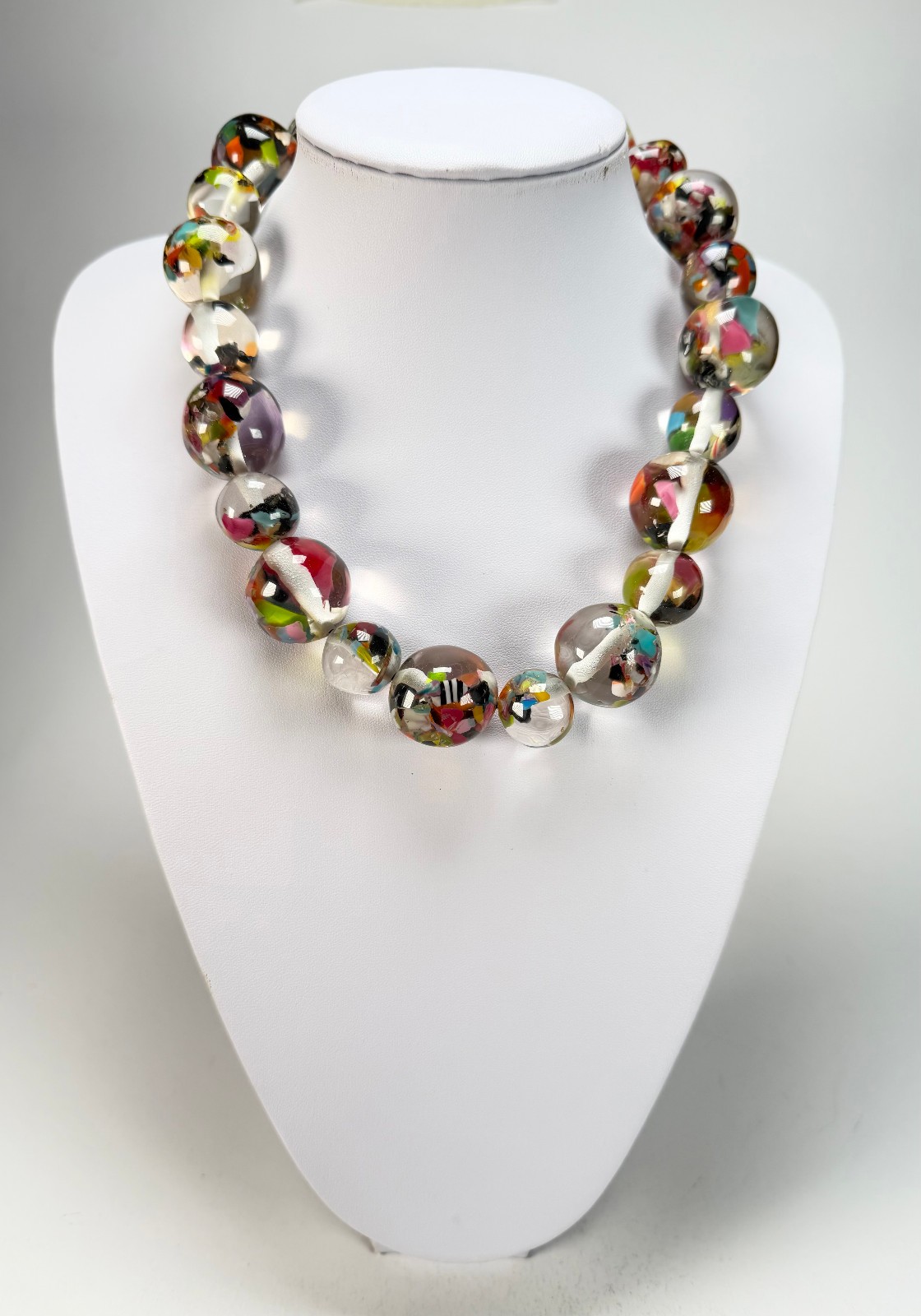 Jackie Brazil “Large spheres” Short Abstract Cascade Necklace 50cm ( N2692 )