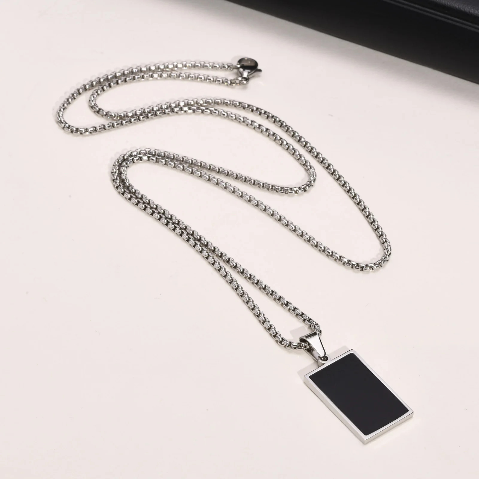 Men Stainless Steel Military Dog Tag Pendant Necklace Box Chain Jewelry Gift New