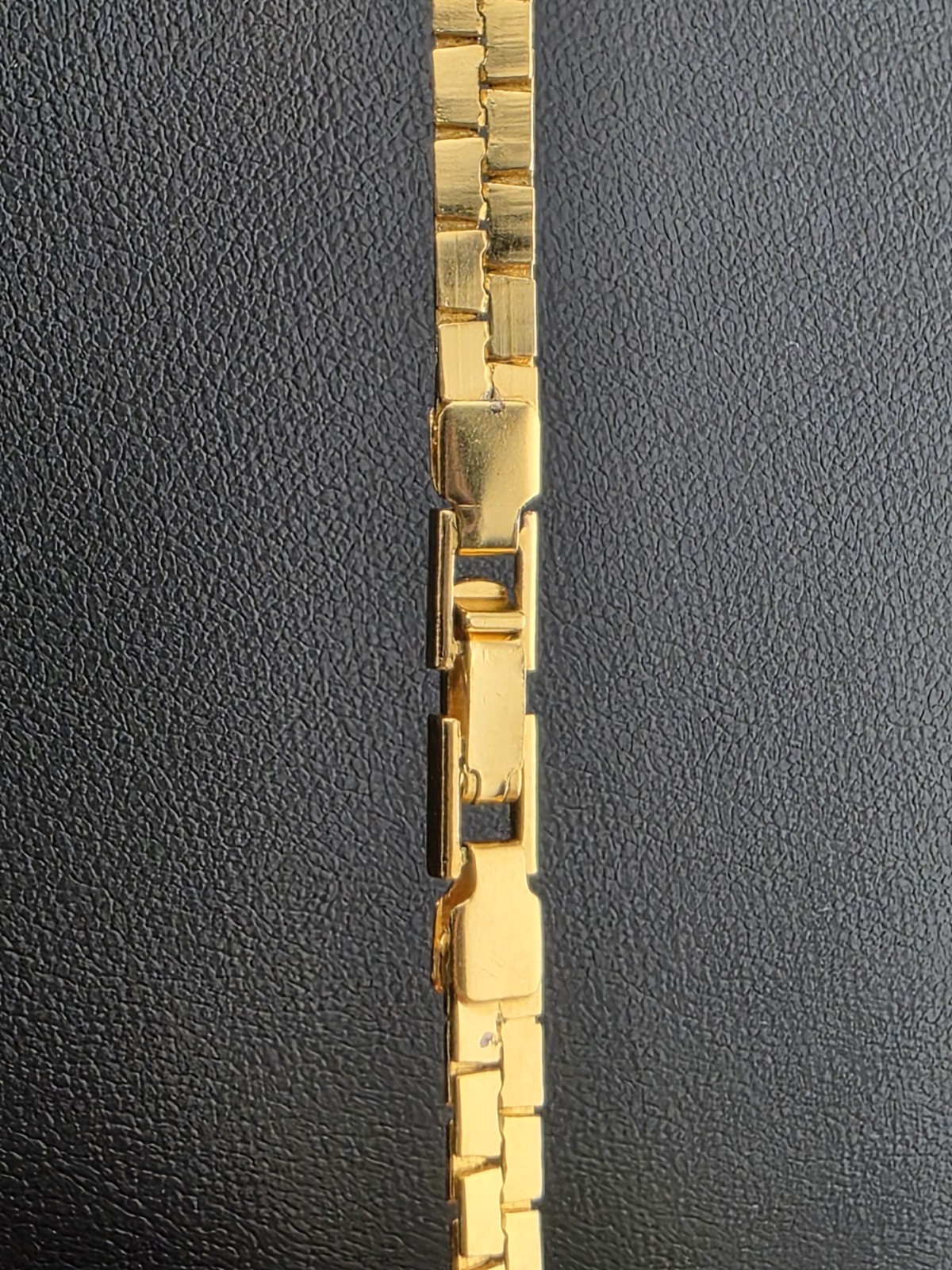 10K Gold Plated Brick Link Necklace 18.5″ Flat Articulated Chain 5mm- 15 Grams
