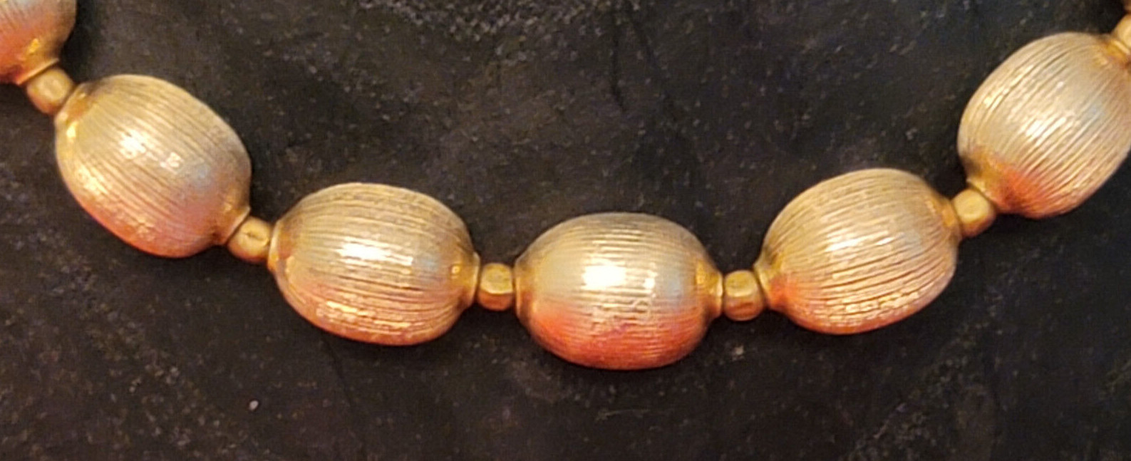 UNIQUE RIDGED DRUM BARREL SHAPED BEADED METAL 16″ NECKLACE WITH HOOK CLASP