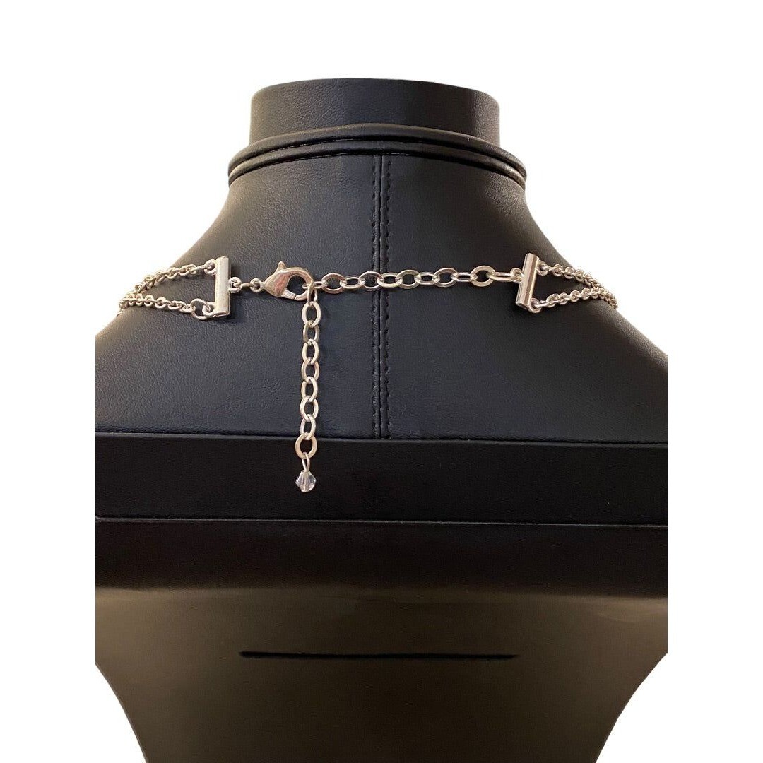 Silvertone Layered Bib Necklace 17-20″ Lays Flat Lightweight Statement