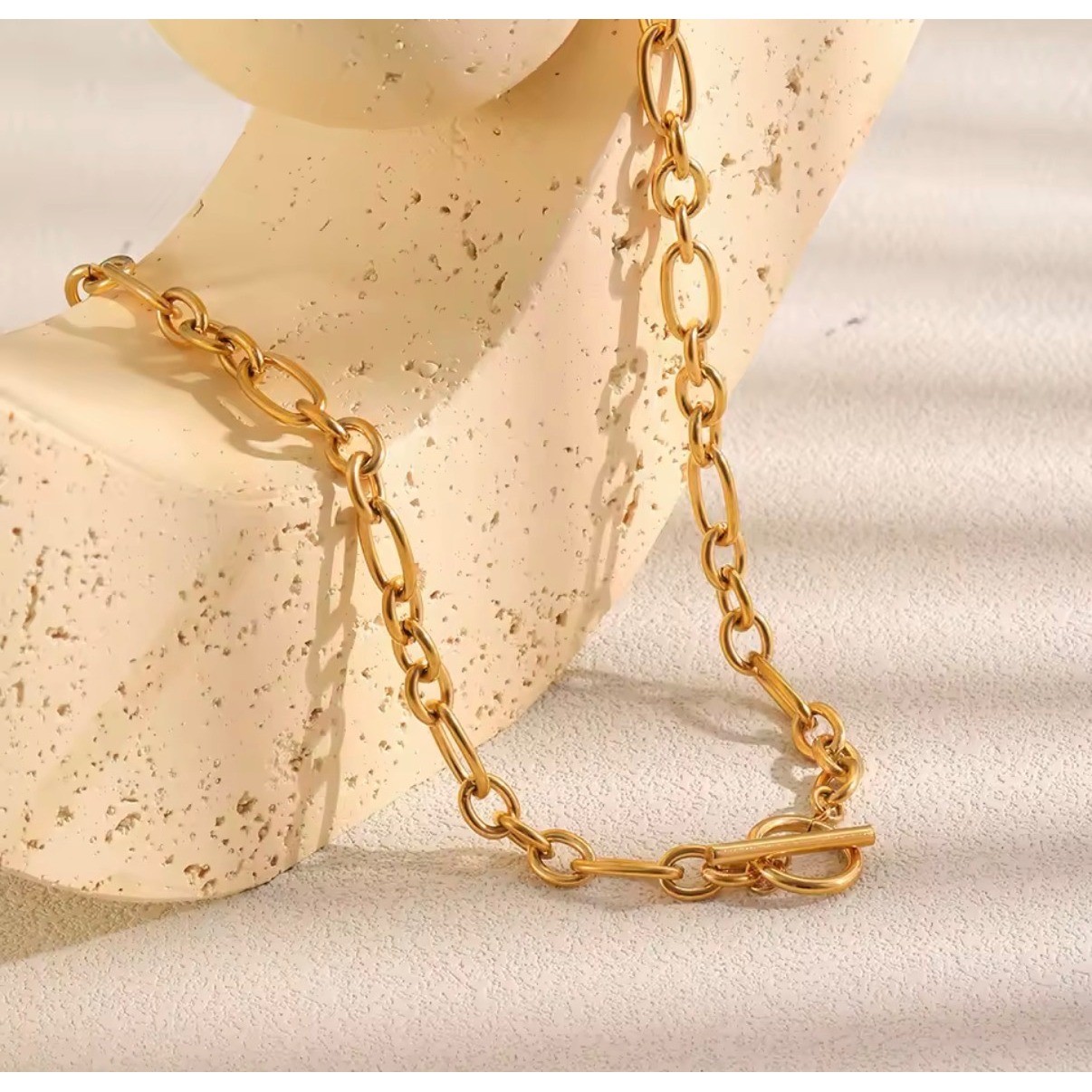 Gold Toggle Clasp Paperclip Chain Necklace Minimalist Oval Link Statement Choker