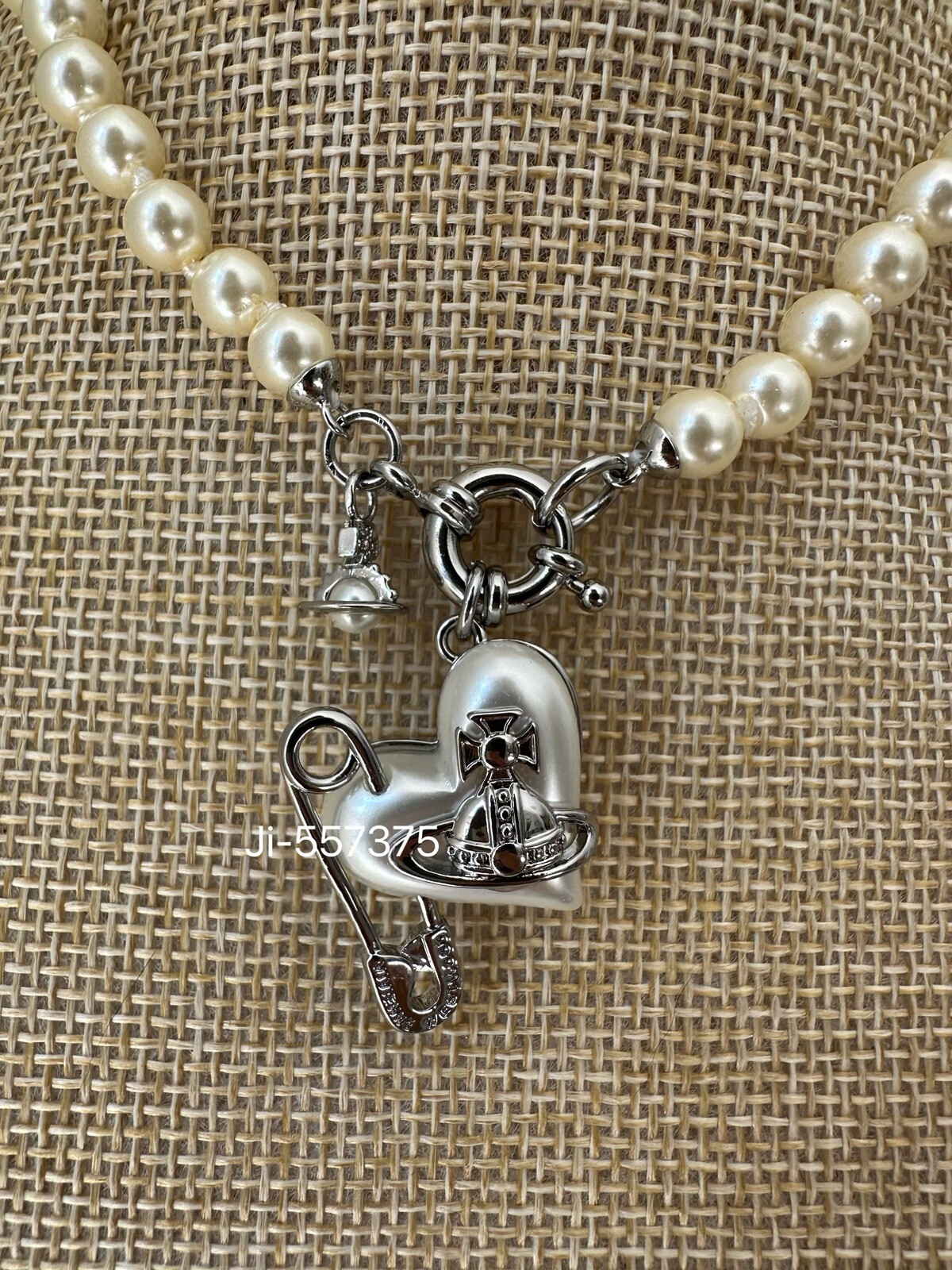 Vivienne Westwood Orbit Heart Pin pearl necklace silver