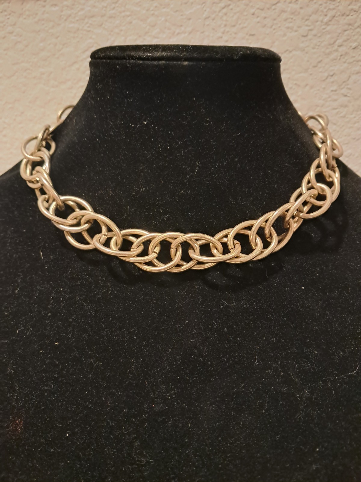 Gold Tone Metal Curb Link Chain Necklace, No Stone, Classic Chain Style