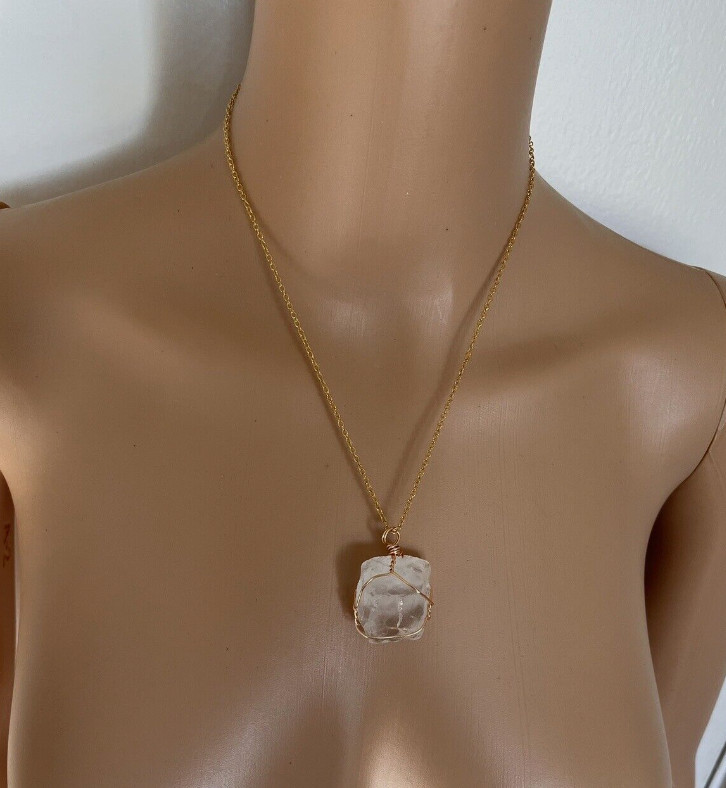 Clear Quartz Energy Healing Crystal Gold-Tone Wire Wrapped Pendant Necklace