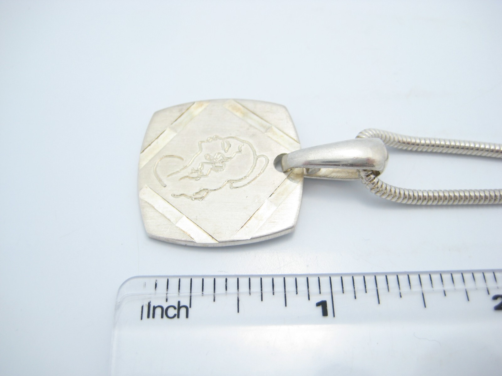 150 AR 800 Silver 2.2mm Snake Lady Figure Pendant Chain Link Necklace 16″