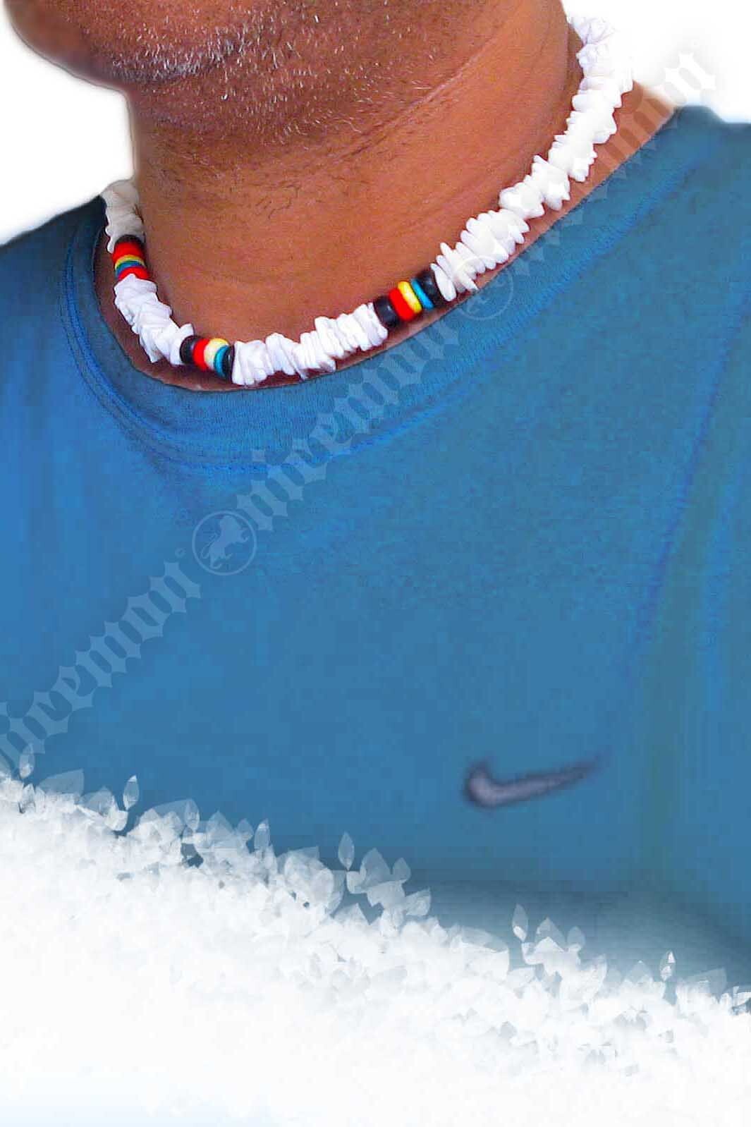 Puka Shell Necklace Rasta Colors Choker Screw Clasp Hawaii Jamaica 18″/46 cm