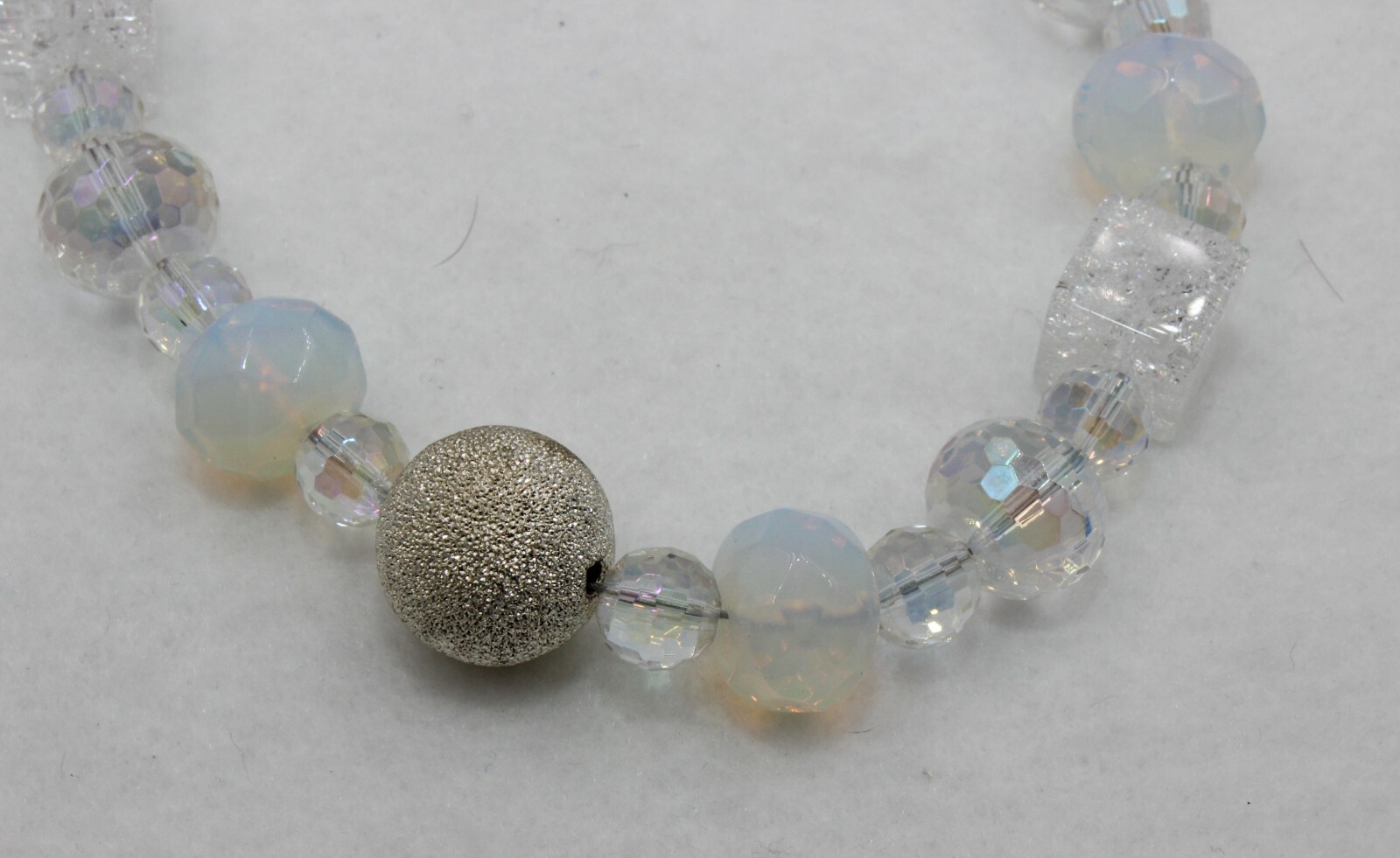 Various Shapes Crystal Clear Silver Iridescent Chunky Bead Necklace Pre-owned