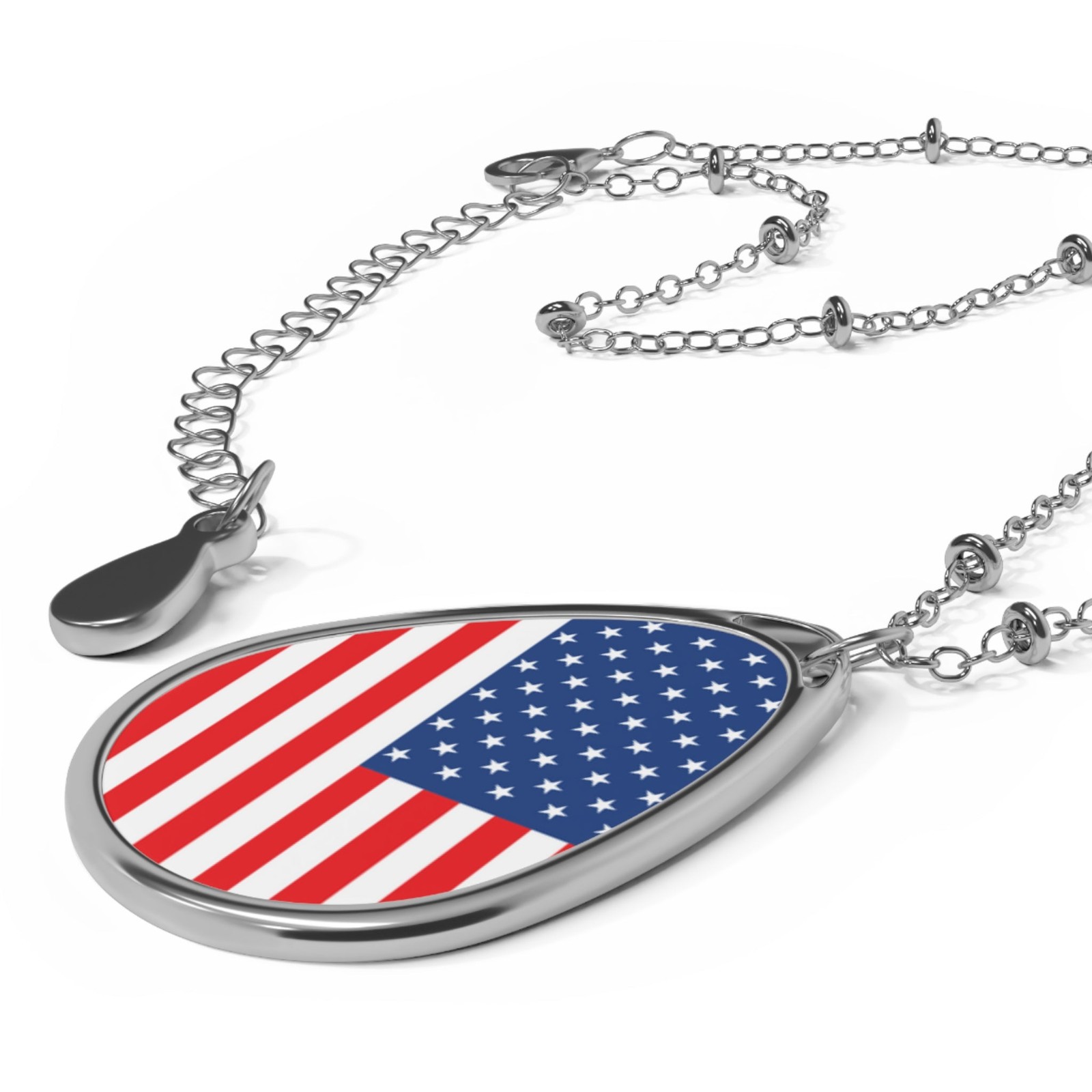 USA Flag Oval Necklace – American Pride Pendant – One Size / Silver