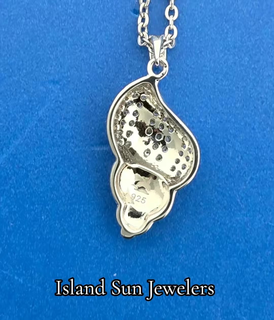 Alamea Conch Shell Pendant, Sterling Silver