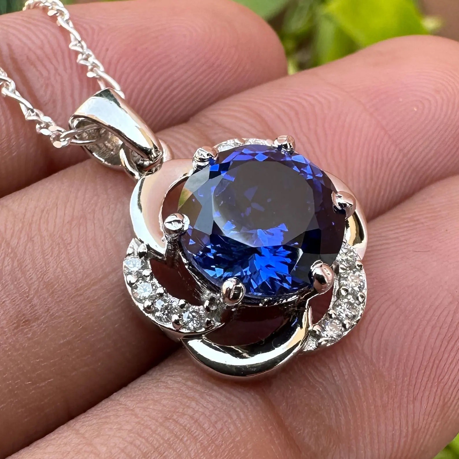 20 Ct Natural Blue Sapphire Flower Halo Pendant 925 Silver Necklace with Chain