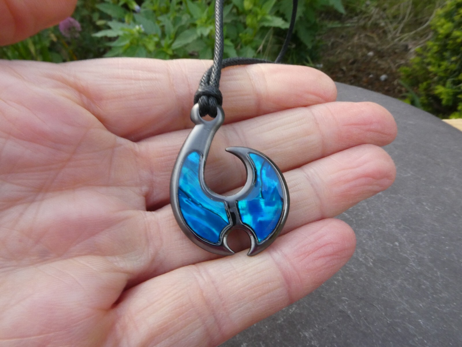 New Zealand Abalone Paua Shell Maori Koru Pendant 18″/46cm Black Cord Necklace