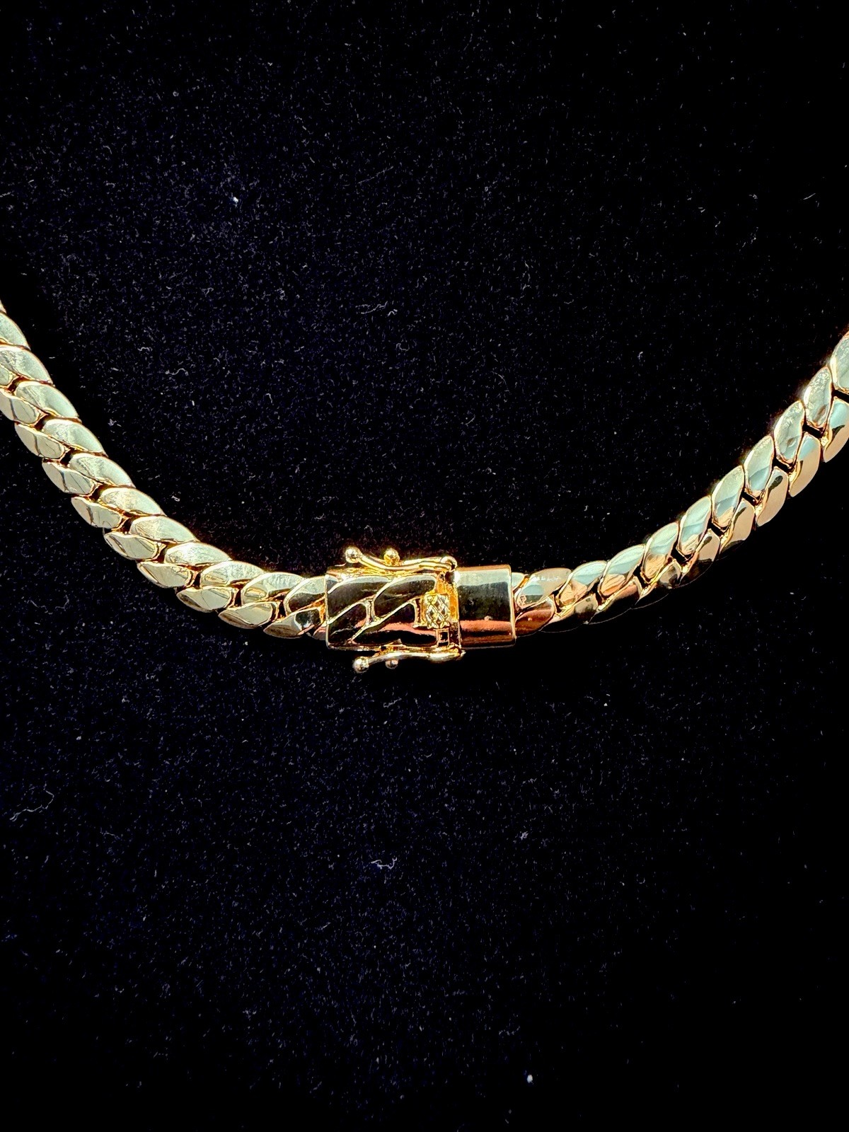 Miami Cuban 14K Stamped Gold Filled 24in 8MM necklace W/ Box Lock BRAND NEW.