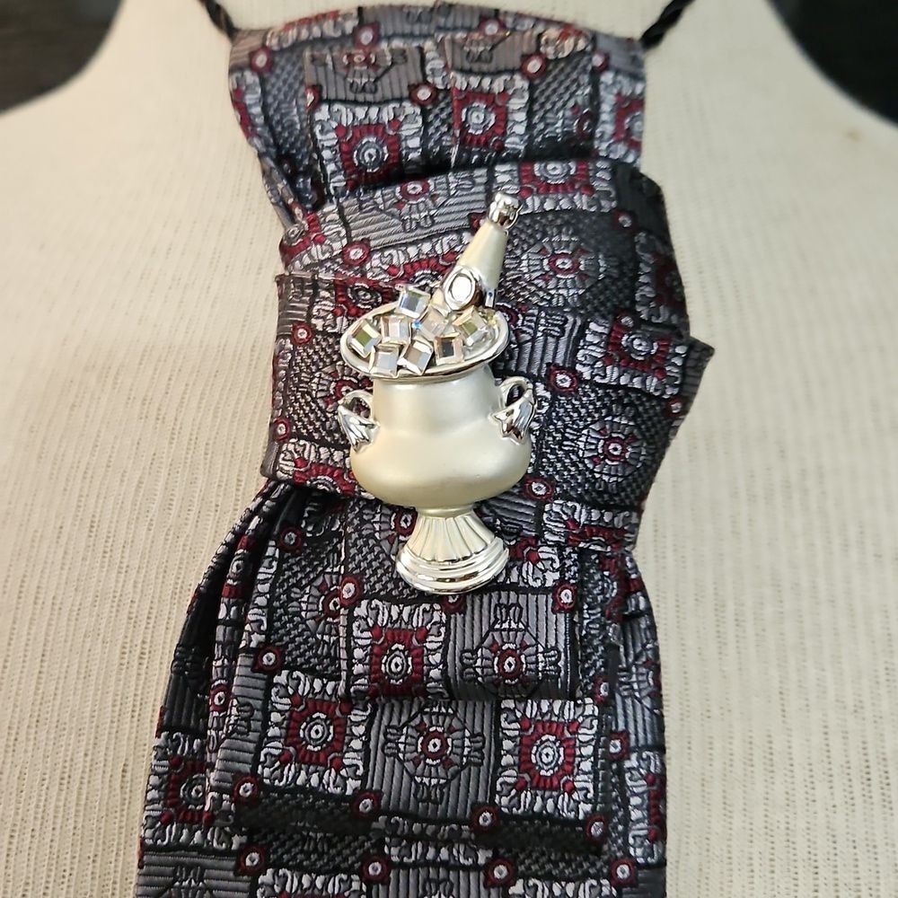 Jos A Bank Silk Gray & Red Patterned Statement Tie Necklace With Silver Tone Pin