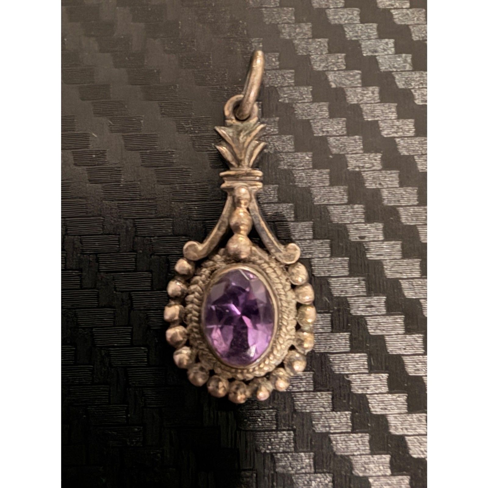 Vintage Sterling Silver with Amethyst Oval Beaded Drop Pendant 3.88g