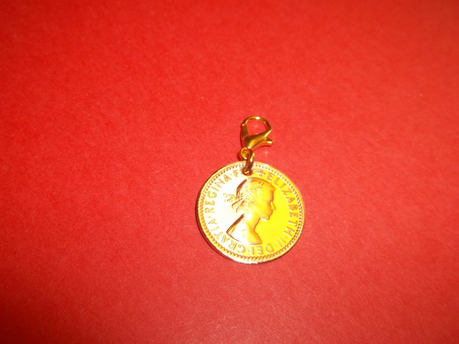 FARTHING COIN – WREN – HIGHLY POLISHED PENDANT / CHARM – 1939 to 1955