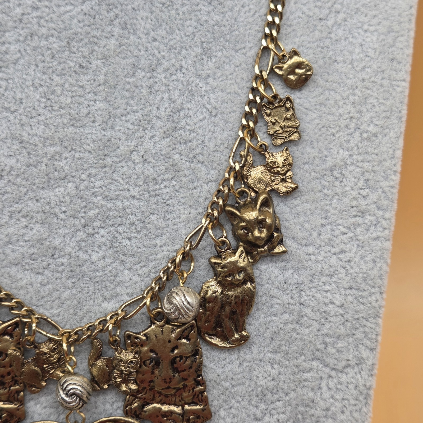Cats Charms Pendant Style Heart Ribbon Flower Chain Necklace