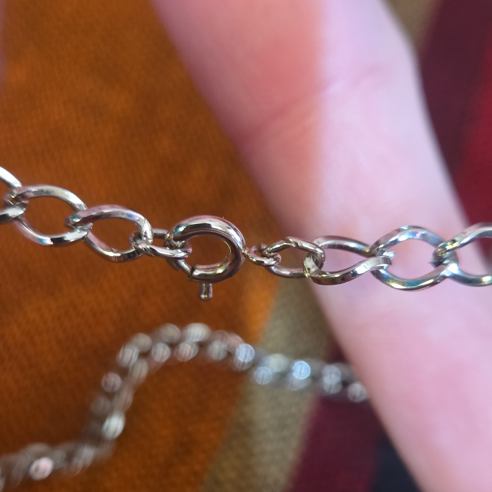 Silver Tone Oval Link Chain Necklace Metal Spring Ring Clasp No Stone