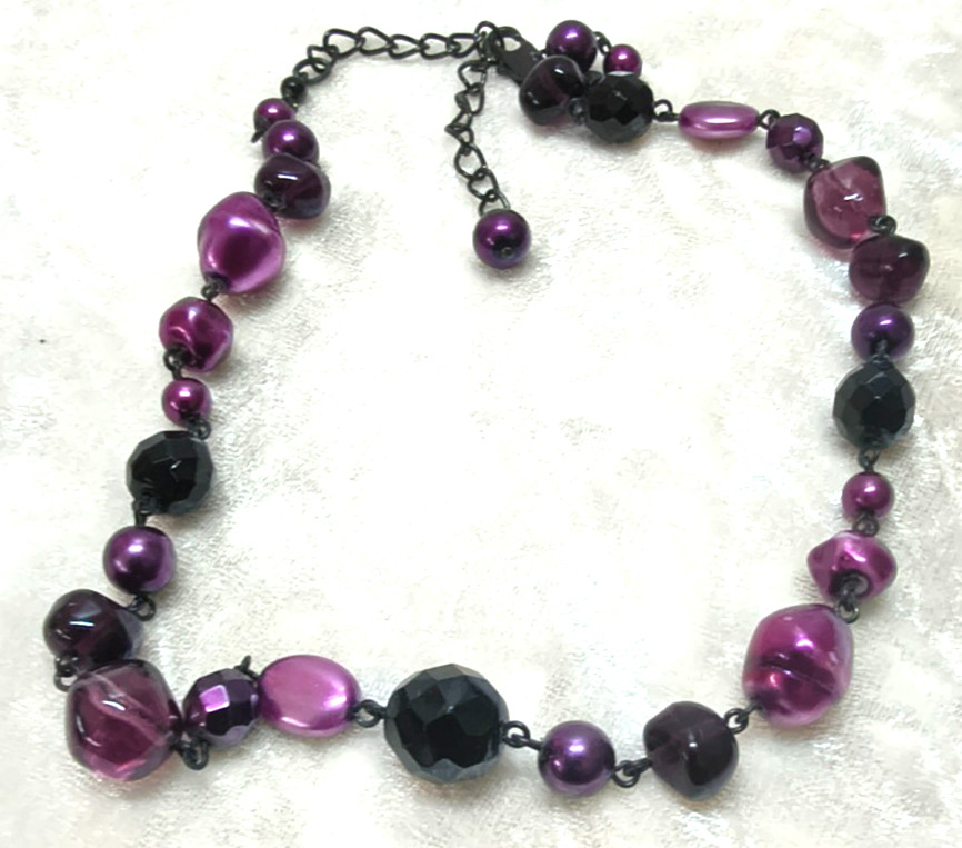 M&S Faux Pearl & Purple Glass Bead Necklace Gunmetal Tone 42-46cm Elegant