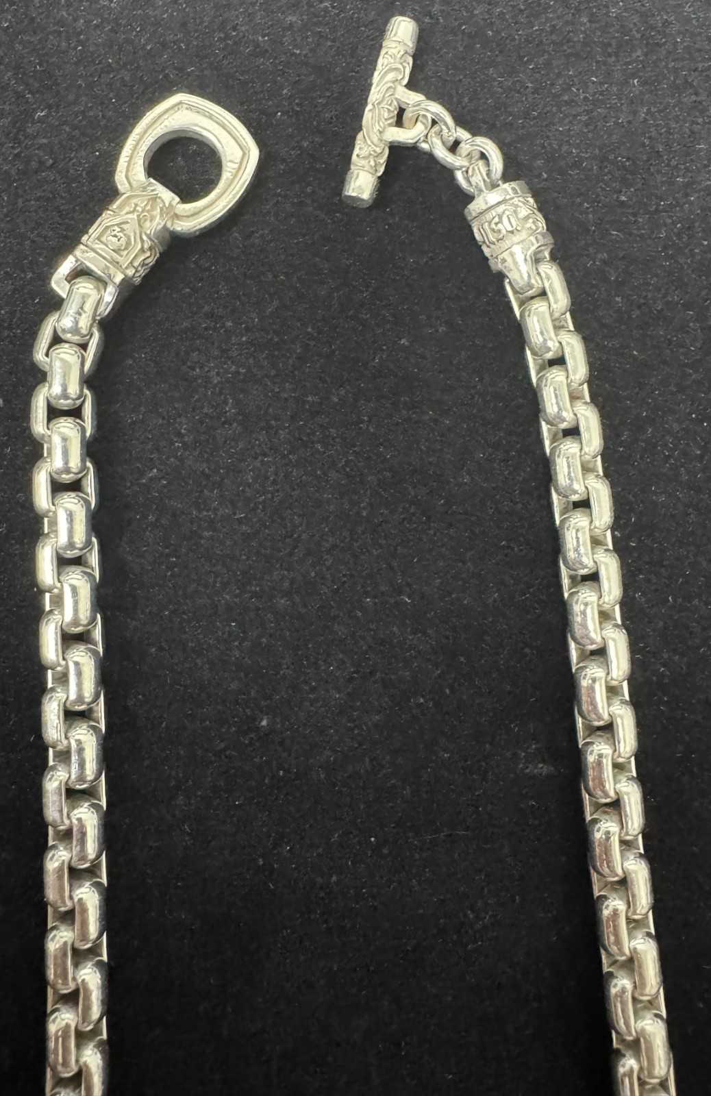 NightRider Classic Box Toggle Chain Necklace, 26″ /7.75mm 170gr