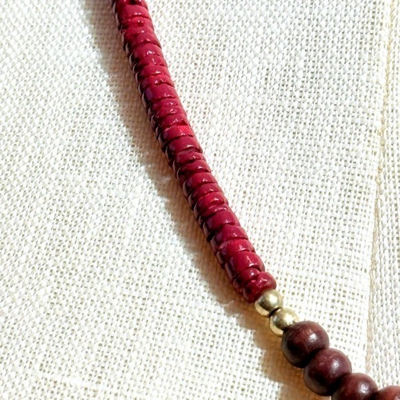 Pink and Burgundy gold Beaded Necklace 28″ can be shortened to 20″