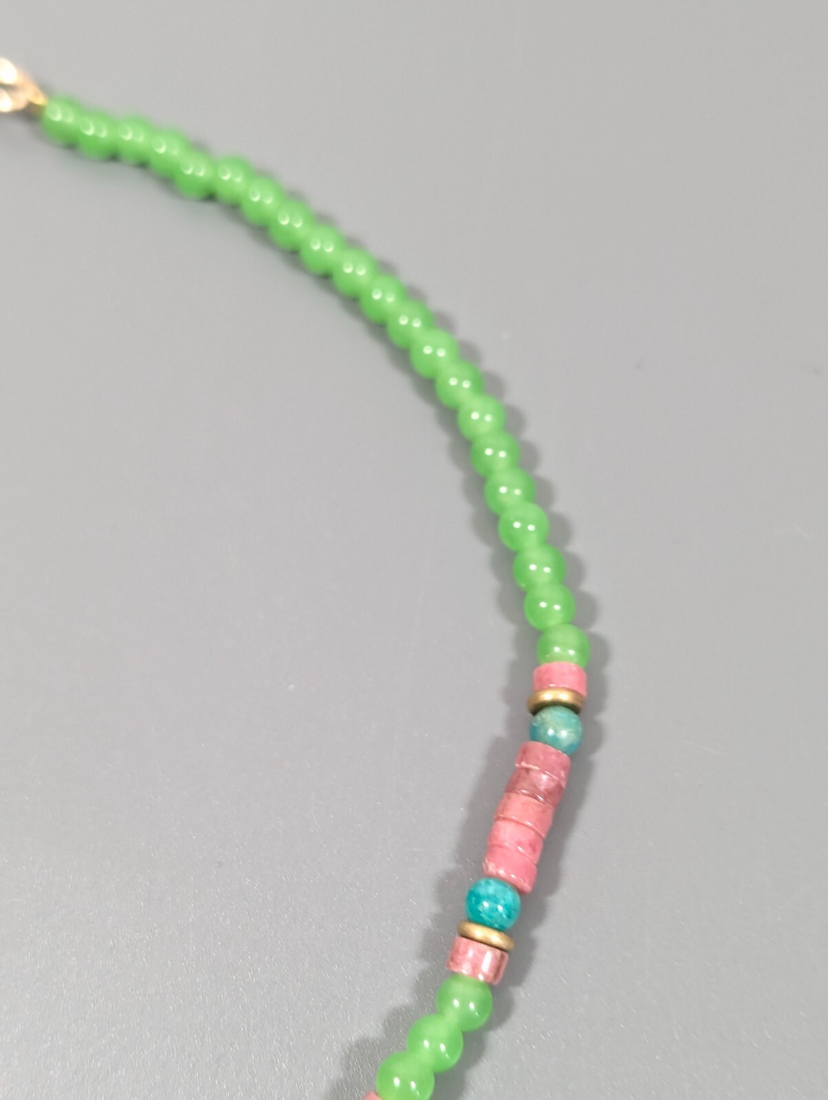 Tribal Western Boho Green Stone Teardrop Charm Pink Stacked Bead Necklace 15 in