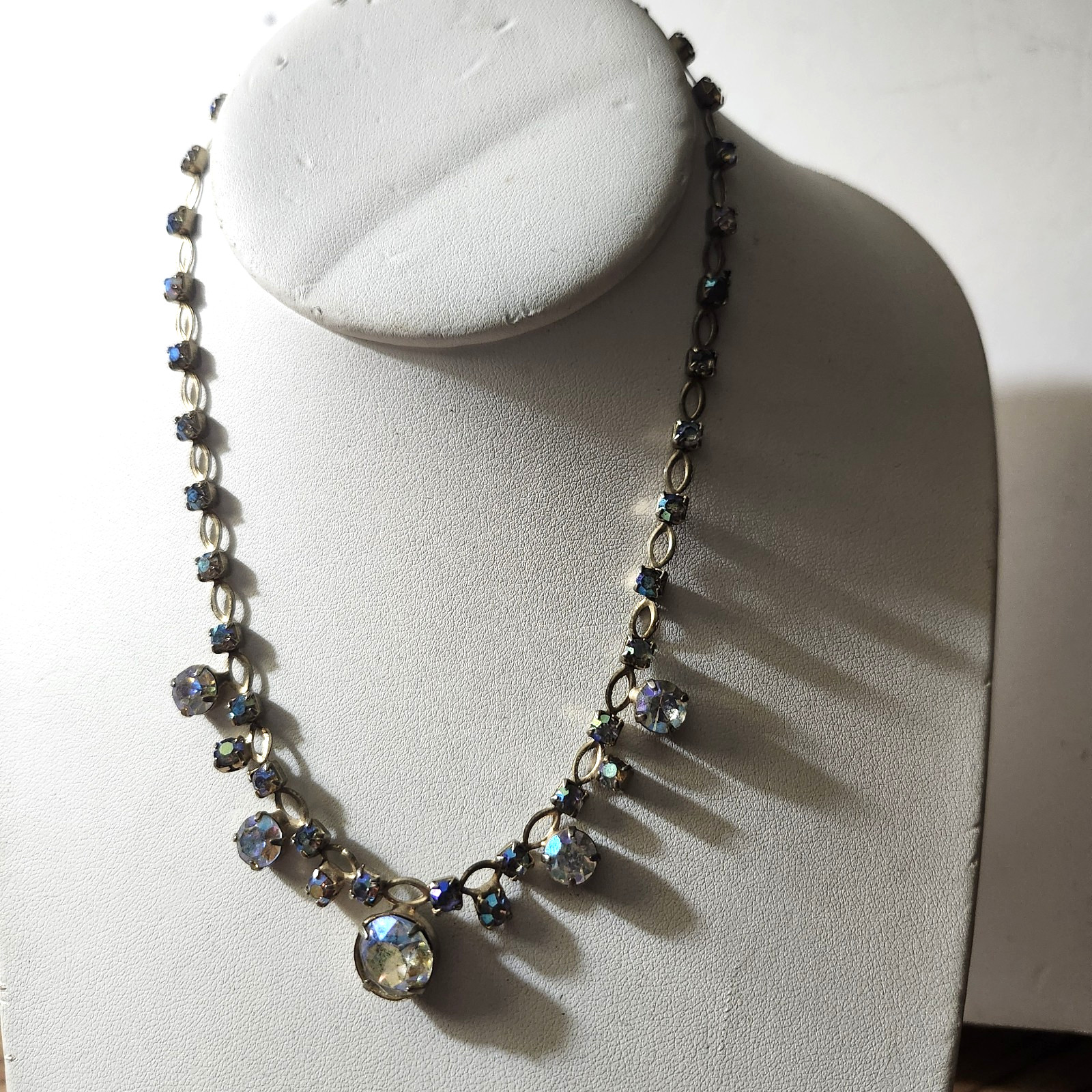Vintage Necklace Iridescent Choker Small 14 inch
