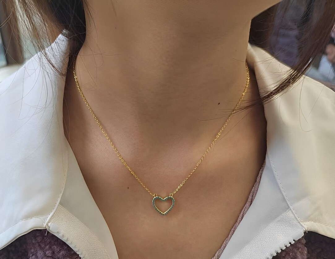 Lovely Heart Shape Pendant 14k Yellow Gold Plated Round Cut Simulated Turquoise