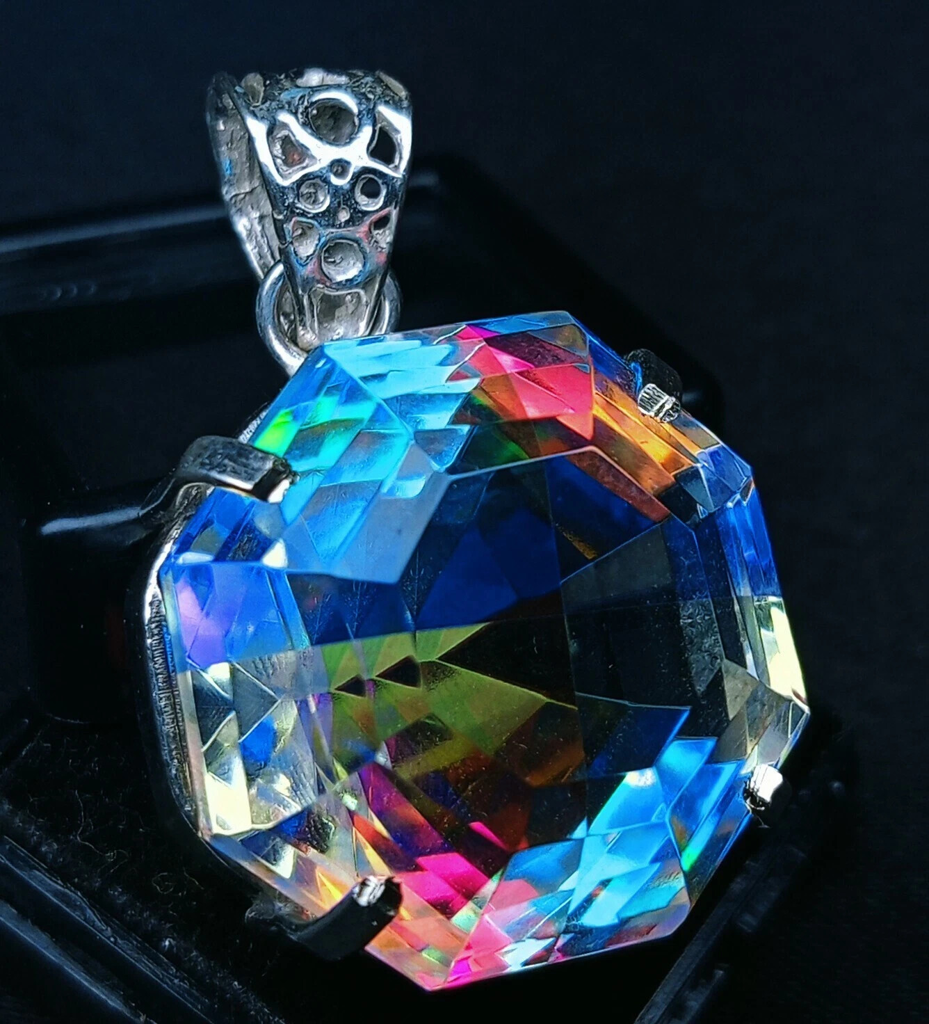 Natural Mystic Topaz Fancy Cut 78-80 Ct Loose Gemstone Pendant EGL Certified