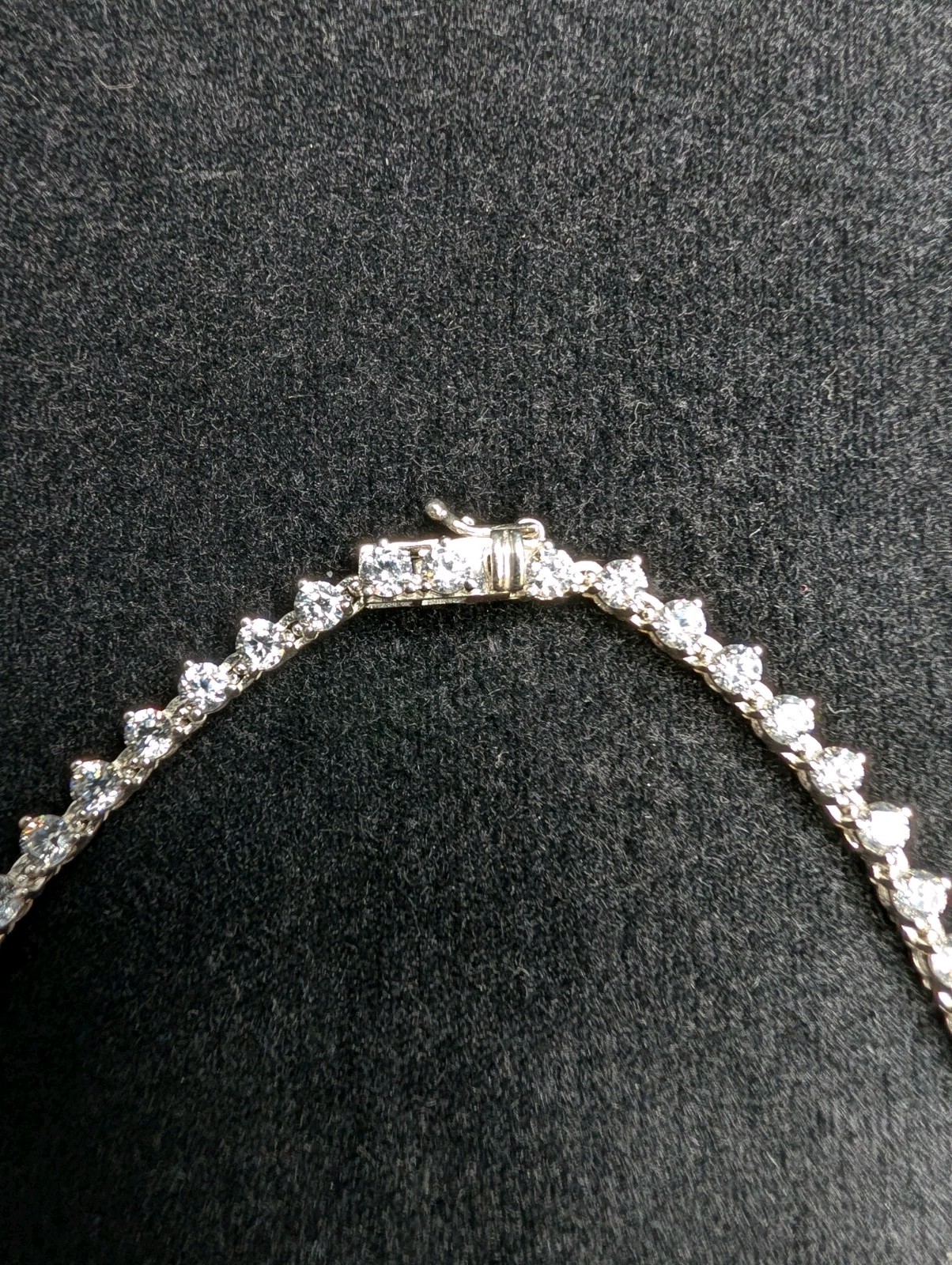 Sterling Silver Cubic Zirconia Graduated Tennis Necklace 17″
